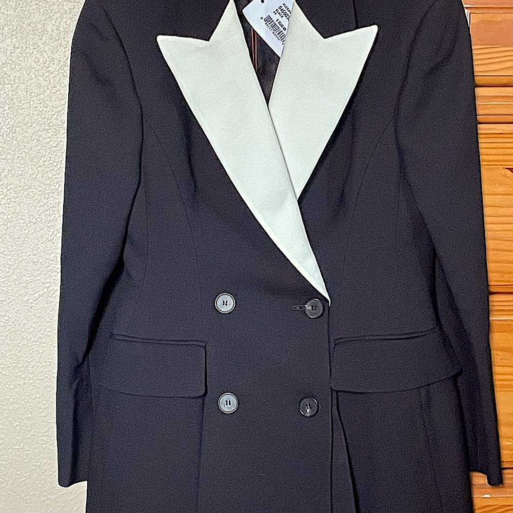 Brand New Alexander McQueen blazer / suit jacket
